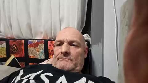 Bigthickdickinvic online show from 18, 5, 2026