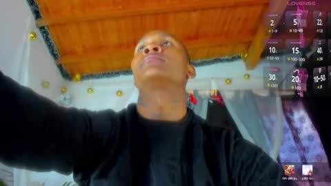 Snapshot of ragnarhot24 chatting on 17, 2, 2026 Andres H online show from 17, 2, 2026