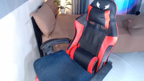 itsmeRailey online show from 16, 11, 2025