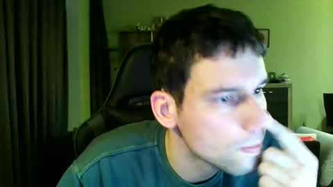 Snapshot of raimondo32 chatting on 2, 1, 2025 Raimondo te Paste online show from 2, 1, 2025