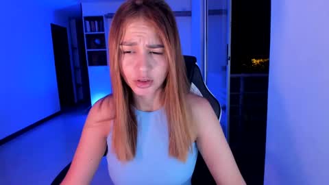 Jennyindependent model . online show from 8, 12, 2024