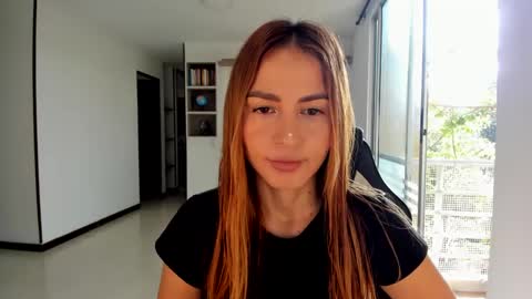 Jennyindependent model . online show from 22, 1, 2025