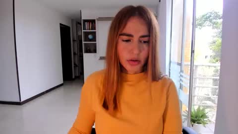 Jennyindependent model . online show from 3, 12, 2025