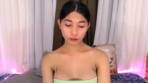 raindrizzle1706 online show from 9, 2, 2026