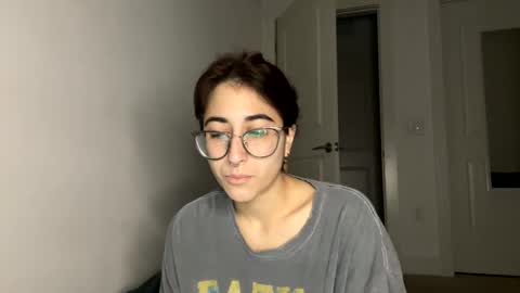 Snapshot of raiyvyn chatting on 7, 12, 2024 Ray Ray online show from 7, 12, 2024