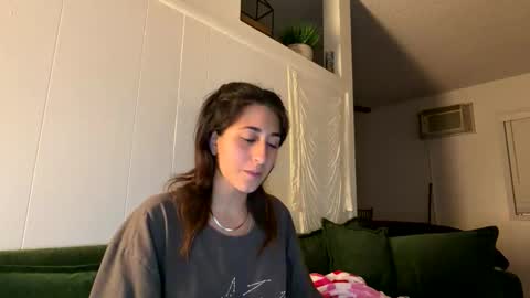 Snapshot of raiyvyn chatting on 29, 3, 2026 Ray Ray online show from 29, 3, 2026