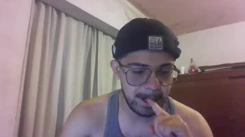 ralphillips25 online show from 19, 12, 2025