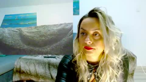 Snapshot of ramonaanca99 chatting on 25, 4, 2026 Kim-Hot-Girl online show from 25, 4, 2026