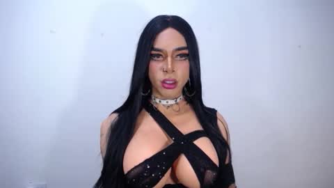 Snapshot of ramonasmit chatting on 17, 11, 2025 RamonaSmit online show from 17, 11, 2025