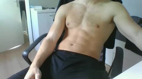 Snapshot of ramonjoosse2001 chatting on 27, 10, 2025 ramonjoosse2001 online show from 27, 10, 2025