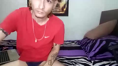 Snapshot of rangel_sex chatting on 13, 11, 2025 Rangel and Lola online show from 13, 11, 2025