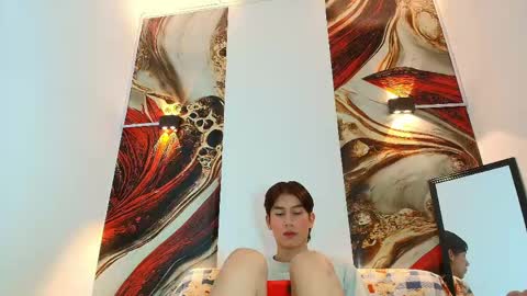 raphael_nyon1 online show from 30, 4, 2026
