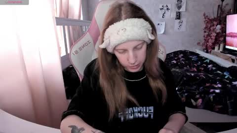Snapshot of rapunzel_cute chatting on 27, 4, 2026 Rapunzel online show from 27, 4, 2026
