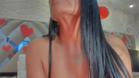 Snapshot of raquel_moore chatting on 15, 2, 2025 Raquel Moore online show from 15, 2, 2025