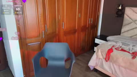 Snapshot of raqueljones_ chatting on 14, 2, 2025 Raquel online show from 14, 2, 2025
