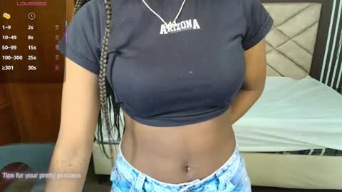 Snapshot of raqueljones_ chatting on 28, 9, 2025 Raquel online show from 28, 9, 2025