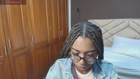 Snapshot of raqueljones_ chatting on 22, 10, 2025 Raquel online show from 22, 10, 2025