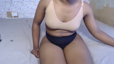 rarepetite online show from 15, 12, 2025