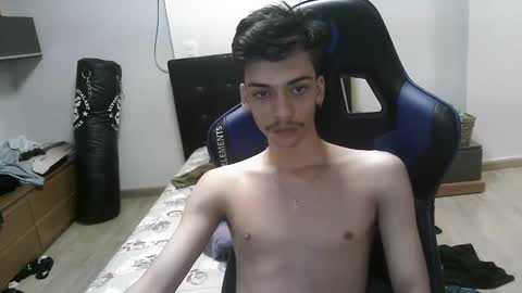 Snapshot of ratlean21 chatting on 16, 12, 2024 ratlean21 online show from 16, 12, 2024