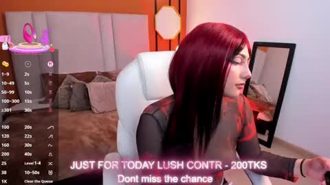 Snapshot of raven_curly chatting on 21, 11, 2025 Raven Curly online show from 21, 11, 2025