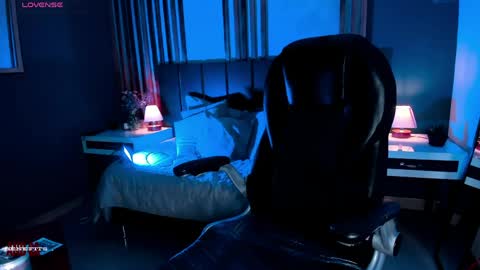 Snapshot of raven_dooll chatting on 29, 5, 2026 Raven online show from 29, 5, 2026