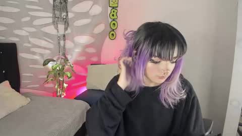 ravencollen online show from 19, 10, 2025