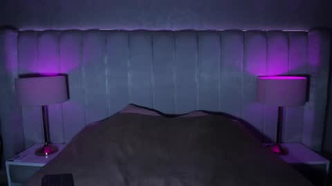 Ravenfox  online show from 11, 4, 2026