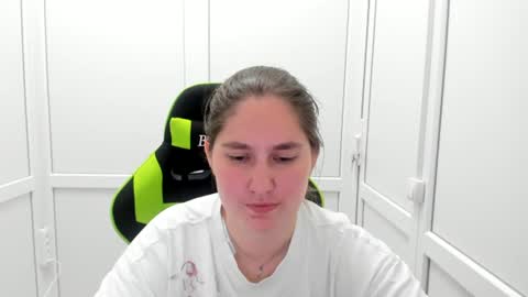 Raven online show from 24, 7, 2026