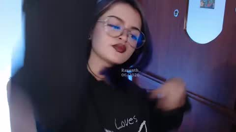 Snapshot of raventh_ chatting on 21, 6, 2026 raventh_ online show from 21, 6, 2026