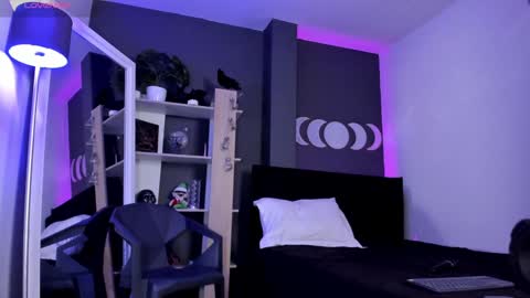 Snapshot of ravenwitch_ chatting on 14, 1, 2025 Raven Witch online show from 14, 1, 2025