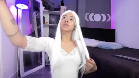 Snapshot of ravenwitch_ chatting on 10, 2, 2025 Raven Witch online show from 10, 2, 2025