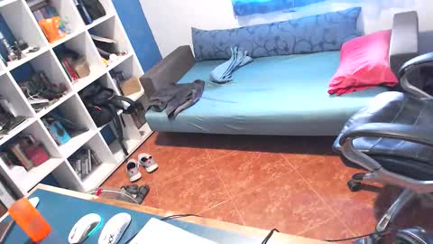 ravingr3d3 online show from 12, 9, 2025