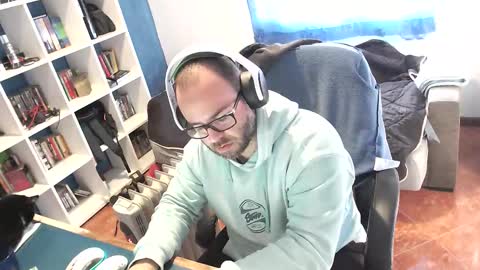 ravingr3d3 online show from 21, 11, 2025