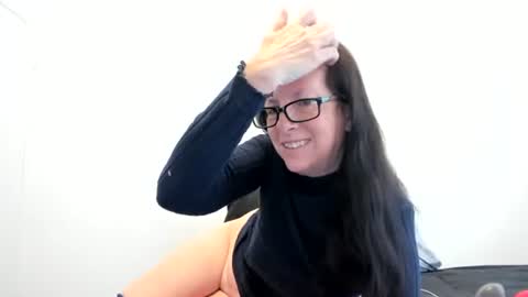 Ravishing Peach Goddess online show from 24, 2, 2026