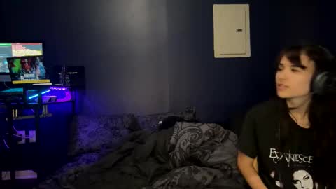 Snapshot of ravyn_nyx chatting on 21, 10, 2025 Ravyn and Nyx online show from 21, 10, 2025