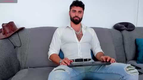 Adam online show from 28, 2, 2025