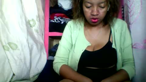 Snapshot of rayana_69 chatting on 11, 5, 2026 rayana_69 online show from 11, 5, 2026