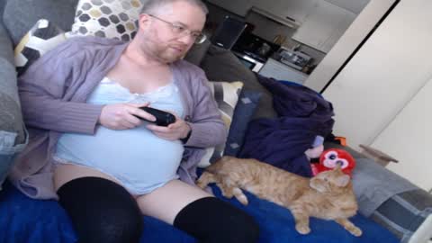 Snapshot of raymondsun chatting on 19, 1, 2025 Sunshine Ray online show from 19, 1, 2025