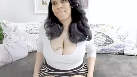 rayne woods online show from 21, 6, 2026