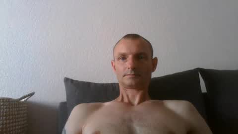 Snapshot of raynxxx335946 chatting on 15, 7, 2026 raynxxx335946 online show from 15, 7, 2026
