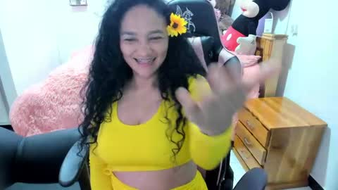 Danna online show from 18, 4, 2026