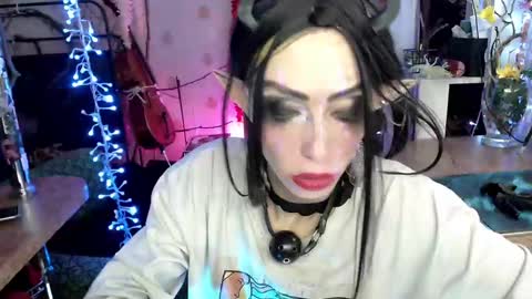 Snapshot of raziel_haze chatting on 3, 12, 2024 Yrriel Strife Candy-Demon Caveboy mr. Cringe online show from 3, 12, 2024