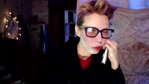 Snapshot of raziel_haze chatting on 16, 1, 2025 Yrriel Strife Candy-Demon Caveboy mr. Cringe online show from 16, 1, 2025