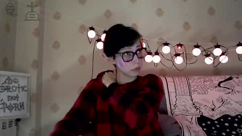 Snapshot of raziel_haze chatting on 19, 10, 2025 Yrriel Strife Candy-Demon Caveboy mr. Cringe online show from 19, 10, 2025