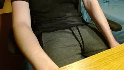 Snapshot of readytocum90 chatting on 24, 9, 2025 Scrappy Coco online show from 24, 9, 2025