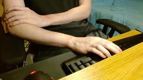 Snapshot of readytocum90 chatting on 5, 10, 2025 Scrappy Coco online show from 5, 10, 2025