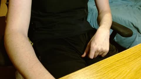 Snapshot of readytocum90 chatting on 9, 10, 2025 Scrappy Coco online show from 9, 10, 2025