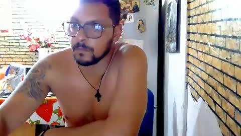 Snapshot of real_coupl3 chatting on 20, 7, 2026 real_coupl3 online show from 20, 7, 2026