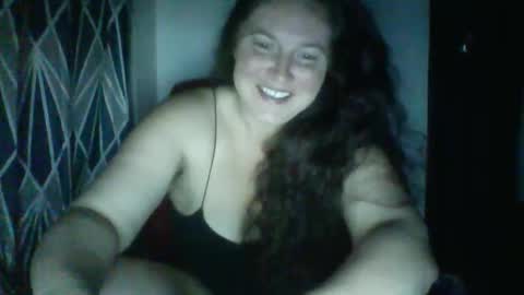 Snapshot of reallivepriestess chatting on 17, 12, 2025 RealLivePriestess333 online show from 17, 12, 2025