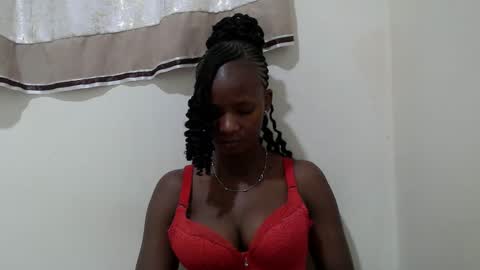 queen online show from 25, 11, 2025